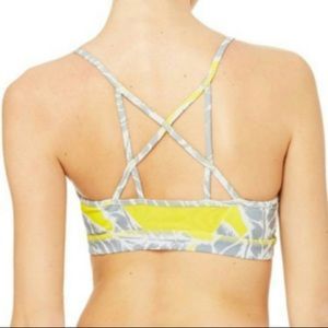 Alo yoga strappy goddess bra in island print